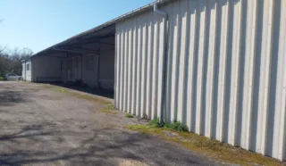  LOCAUX D'ACTIVITES 1 600 m² PLOEVEN