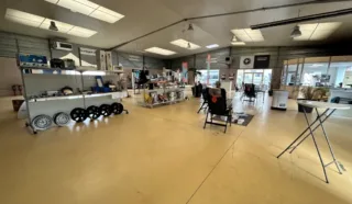  LOCAL D'ACTIVITES / COMMERCIAL ORGERES 800 m²