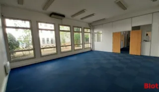  BUREAUX 256 M² NANTES