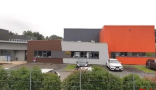  LOCAL ACTIVITES  780 m² LES SORINIERES NANTES SUD