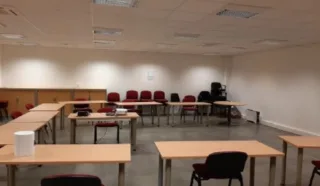  LOCAL ACTIVITES  780 m² LES SORINIERES NANTES SUD