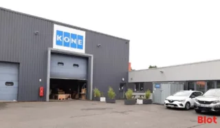 LOCAL ACTIVITES  780 m² LES SORINIERES NANTES SUD