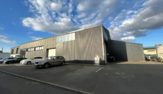  LOCAL D'ACTIVITES RENNES 1 200 m²