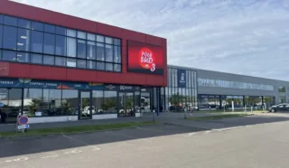  BUREAUX LOCAUX COMMERCIAUX 719 M² VERTOU