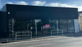  LOCAL D'ACTIVITES, LOCAL COMMERCIAL 355 M² ST BRIEUC
