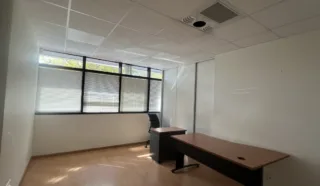 A SOUS-LOUER BUREUX 526 m² CESSON-SEVIGNE