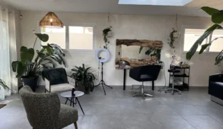  BUREAUX / LOCAL COMMERCIAL SAINT AVÉ 43 m²