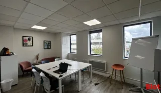  BUREAUX 294 m² CESSON-SEVIGNE
