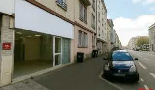  LOCAL PROFESSIONNEL 60 m² BREST