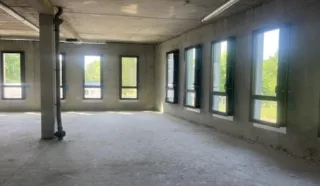 BUREAUX PLOERMEL 81 m²