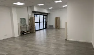  LOCAL COMMERCIAL VANNES 65 m²