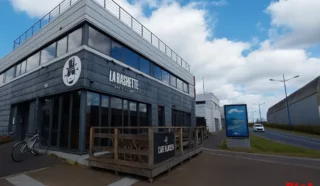  LOCAL COMMERCIAL 330 m² BREST
