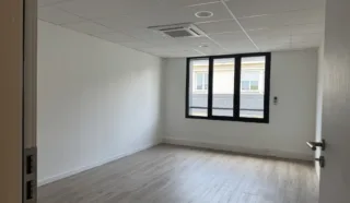  BUREAUX DE STANDING VANNES 160 m²