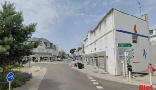  LOCAUX COMMERCIAUX 50 M² LA BAULE ESCOUBLAC