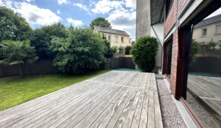  BUREAUX 166 m² RENNES