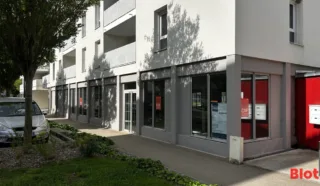  LOCAL COMMERCIAL 393 m² CHANTEPIE