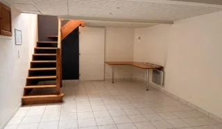  SURFACE COMMERCIALE 88 m² LAMBALLE