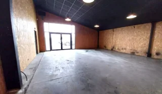  LOCAL D'ACTIVITES A FRESNAIS 150 m²