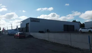 LOCAL D'ACTIVITES 485 M² HILLION
