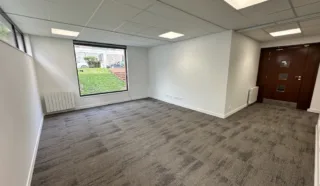  BUREAUX 55 m² RENNES