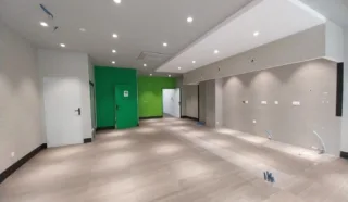  LOCAUX COMMERCIAUX 175 M² SAINT NAZAIRE