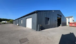  BATIMENT INDÉPENDANT 657 m² TINTENIAC