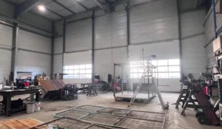  BÂTIMENT INDUSTRIEL 2150 m² LOUDÉAC