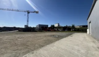  LOCAUX D'ACTIVITÉS 607 M² HERIC