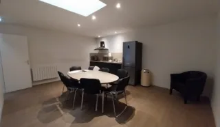  LOCAL D'ACTIVITES TADEN 250 m²