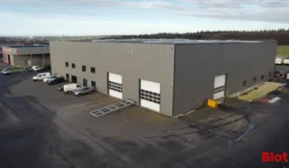  BÂTIMENT INDUSTRIEL 2150 m² LOUDÉAC