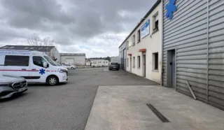  LOCAL D'ACTIVITES PLECHATEL 300 m²