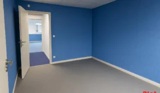  BUREAUX 67 m² BREST