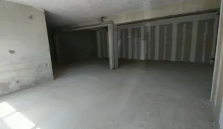  LOCAL 99 m² BREST