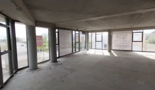  BUREAUX  388 m² BREST
