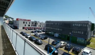  BUREAUX 933 m²  BREST