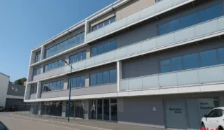  BUREAUX 933 m²  BREST
