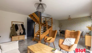 Maison 6 pièce(s)