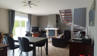Maison 6 pièce(s)