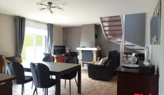 Maison 6 pièce(s)