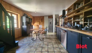 Maison 6 pièce(s)