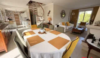 Maison 6 pièce(s)