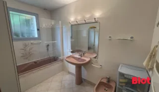 Maison 6 pièce(s)
