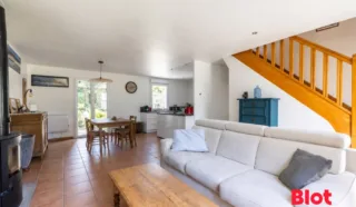 Maison 6 pièce(s)