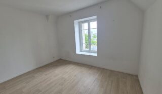 Maison 4 pièce(s)