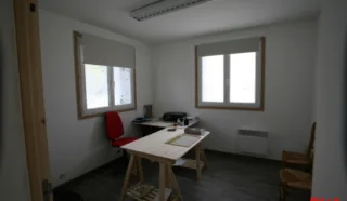  LOCAL D'ACTIVITÉS VANNES 180 m²
