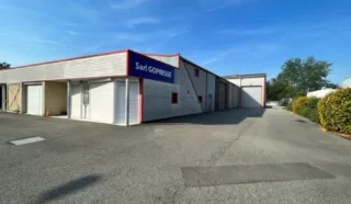  BATIMENT INDÉPENDANT 1090 m² ST JACQUES DE LA LANDE