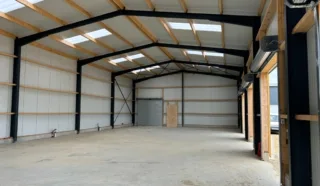 LOCAL D'ACTIVITES  130 m²  LANDERNEAU