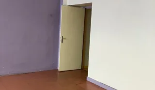  BUREAUX 428 m² VITRE