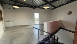  LOCAUX D'ACTIVITÉS 526 M² NANTES