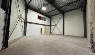  LOCAUX D'ACTIVITÉS 526 M² NANTES